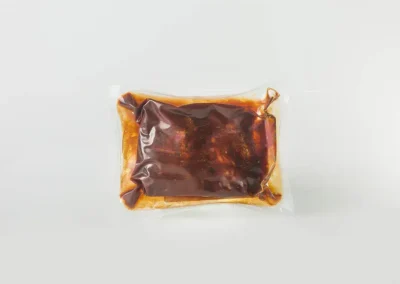 Carrillera ibérica con salsa de carne castaña Envasada